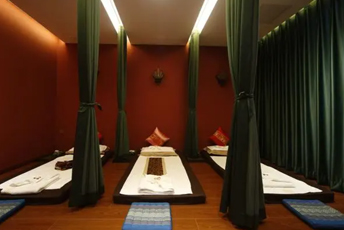 无锡泰式按摩的被动瑜伽：当身体被折叠成诗